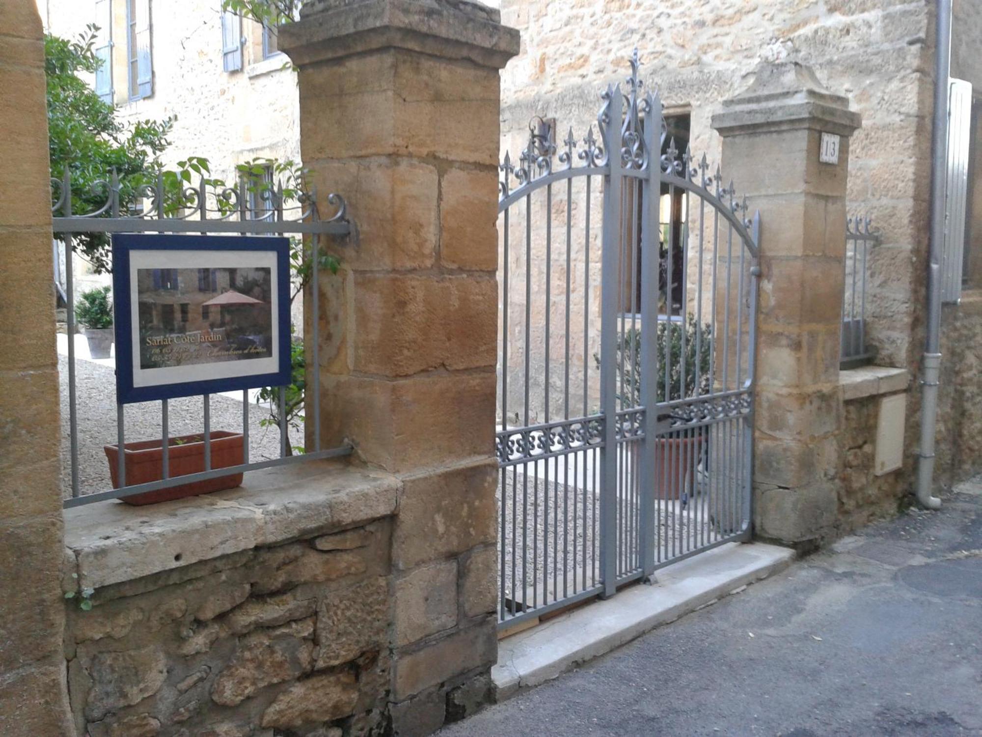 Hotel Sarlat Côté Jardin Exterior foto
